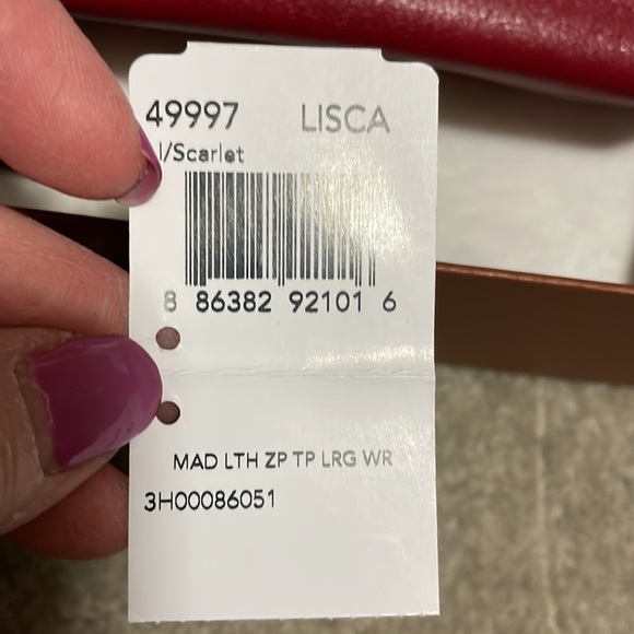 MWT Coach Madison large red leather zip wristlet. Scarlet color. Box for gifting - Picture 3 of 8